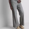 Suoralahkeiset denim-collegehousut