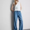 Suoralahkeiset denim-collegehousut