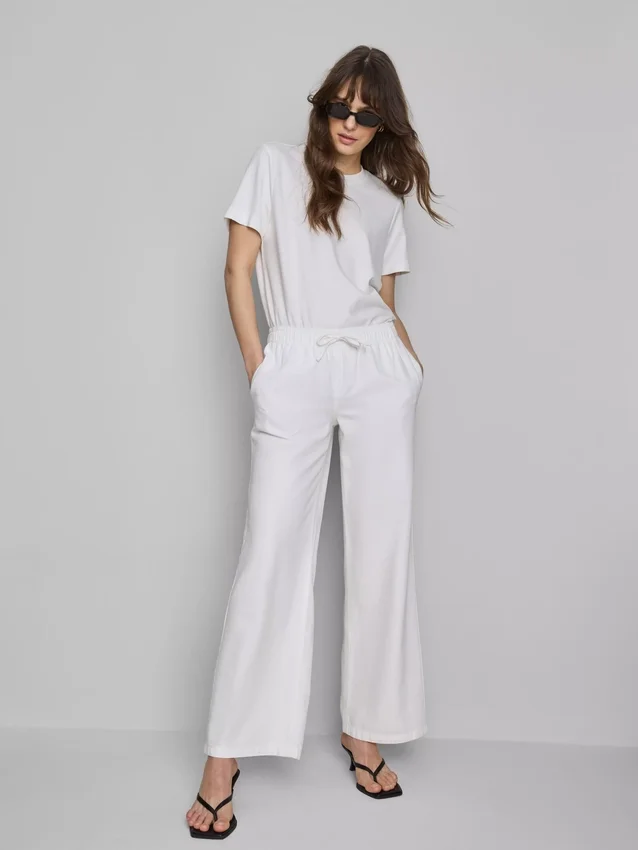 Suoralahkeiset denim-collegehousut