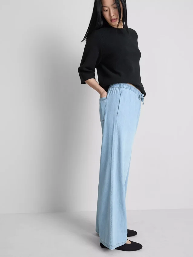 Suoralahkeiset denim-collegehousut