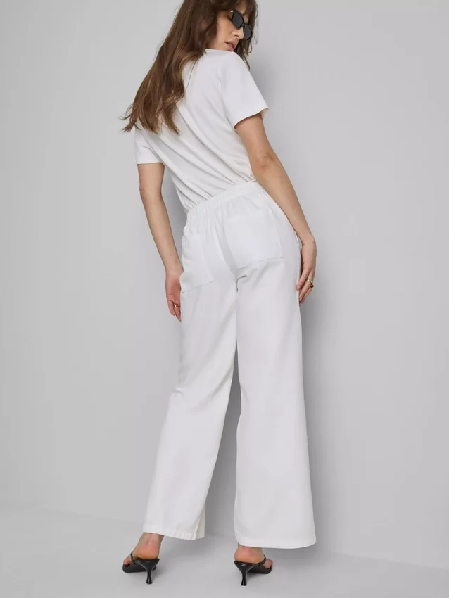 Suoralahkeiset denim-collegehousut