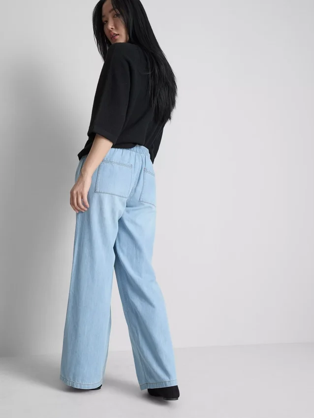 Suoralahkeiset denim-collegehousut