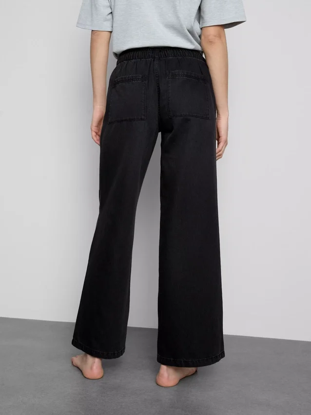 Suoralahkeiset denim-collegehousut
