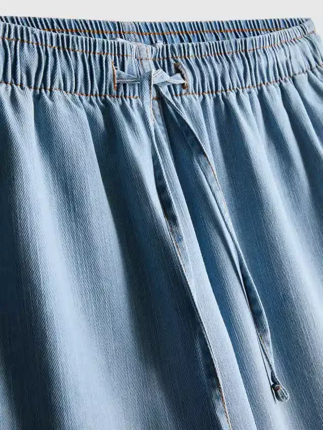 Suoralahkeiset denim-collegehousut