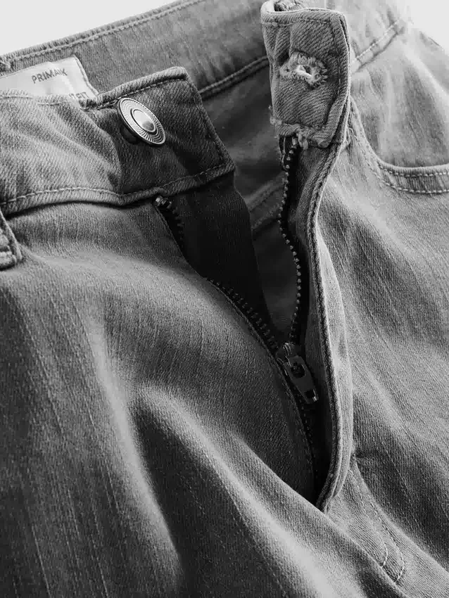 Suorat denimshortsit