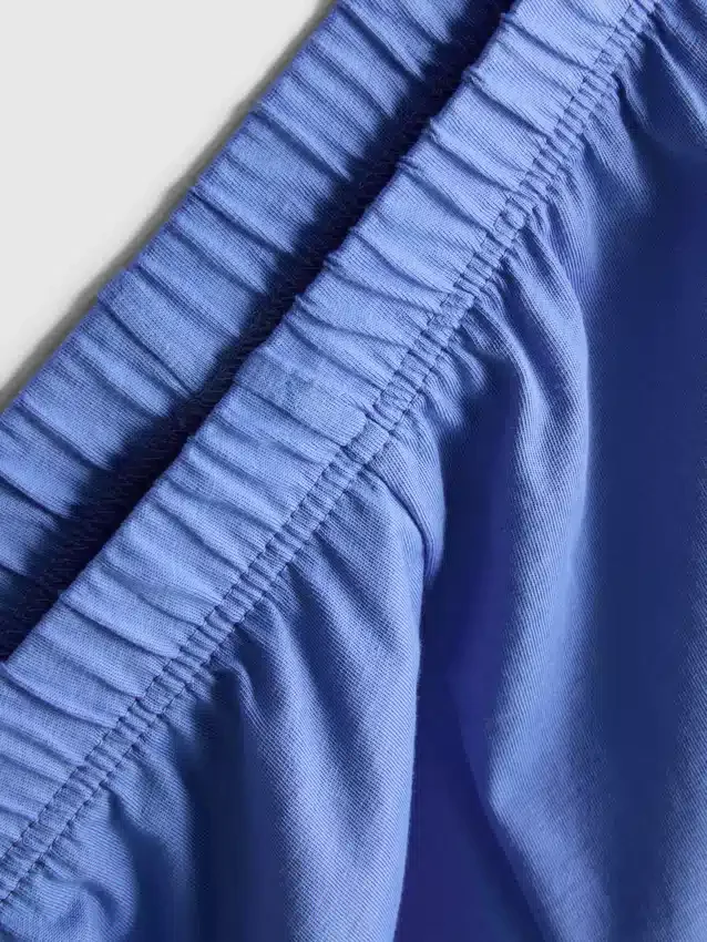 T-paita- ja shortsipyjama