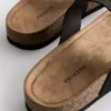 T-palkkiset soljelliset muuli-sandaalit