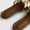 Tekonahkaiset kudotut sandaalit