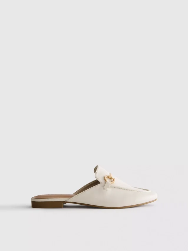 Tekonahkaiset snaffle-bit-mule-loaferit