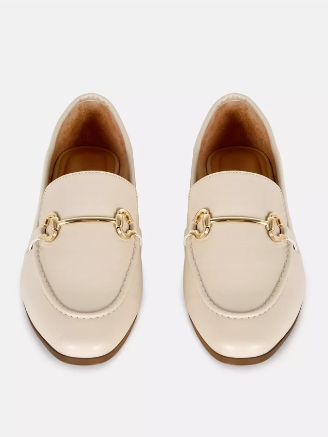 Tekonahkaiset snaffle-loaferit