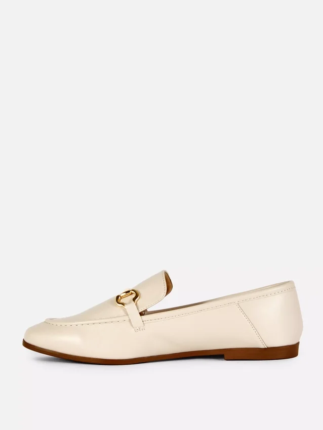 Tekonahkaiset snaffle-loaferit