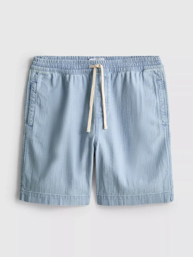 Teksturoidut denimshortsit, joissa on kiristysnauha