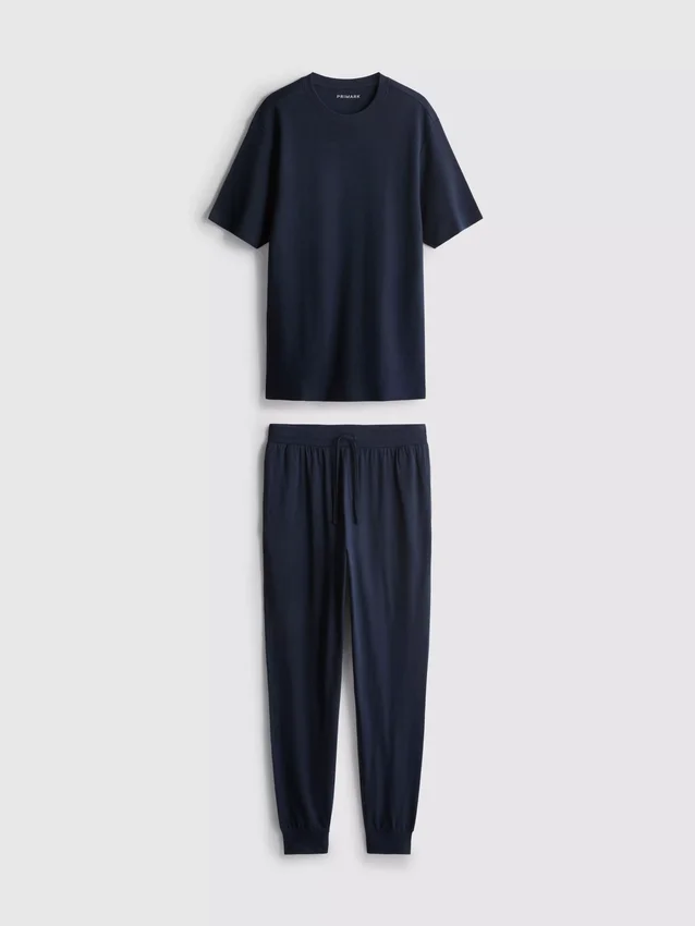 Teksturoidut pitkät pyjamat