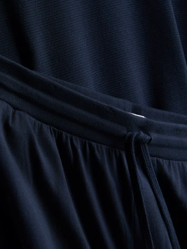 Teksturoidut pitkät pyjamat
