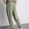 Teksturoidut pyjamahousut