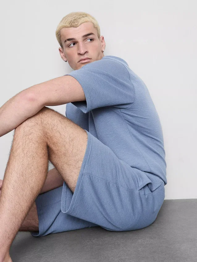 Teksturoidut pyjamat, joissa on kiristysnauha