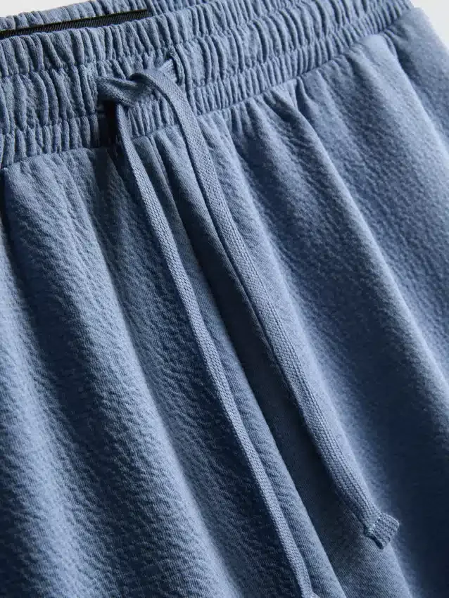 Teksturoidut pyjamat, joissa on kiristysnauha