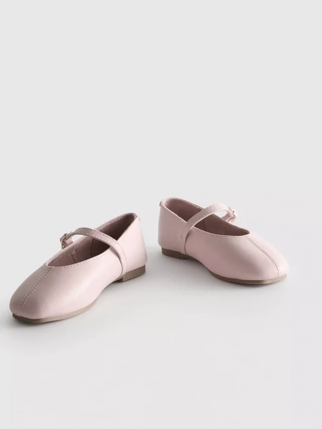 The Edit -merkin nahkaiset ballerinat matalat kengät