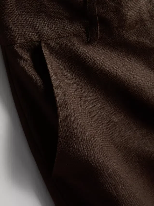 The Edit -merkin pellavaplastoidut bermudashortsit