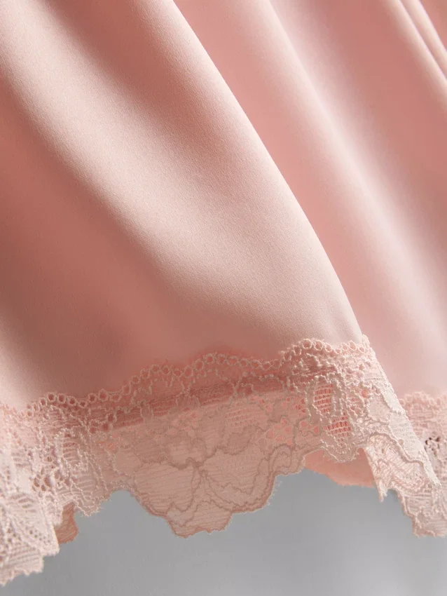 The Edit -satiinipitsiset pyjamat-shortsit
