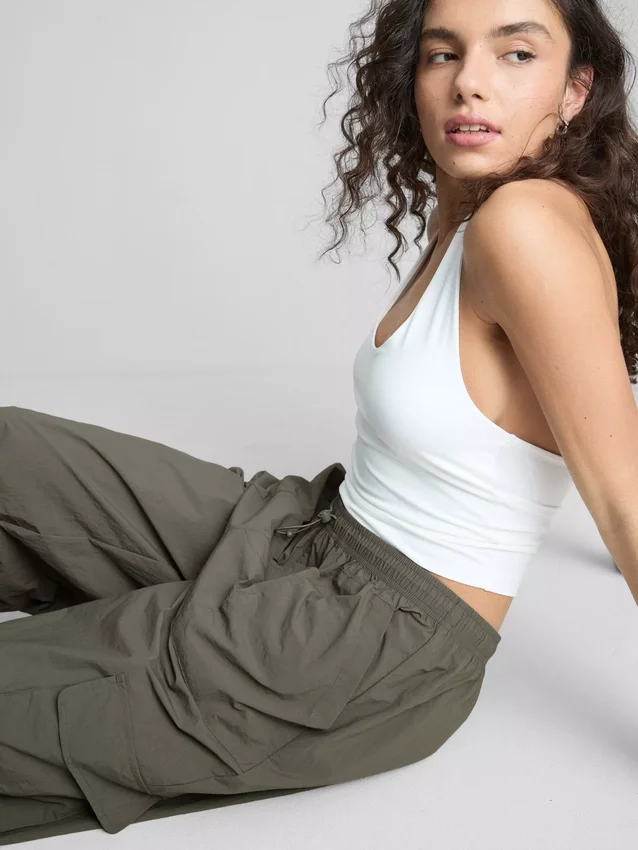 The Primark Scene | keskikorkeat kiristysnauhalliset cargo-housut