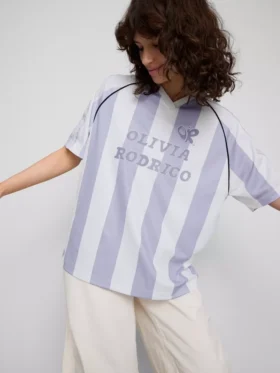 The Primark Scene | Olivia Rodrigon raidallinen jalkapallopaita