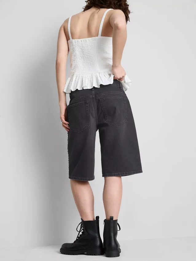 The Primark Scene | Puuvilladenimiset niittikoristellut shortsit