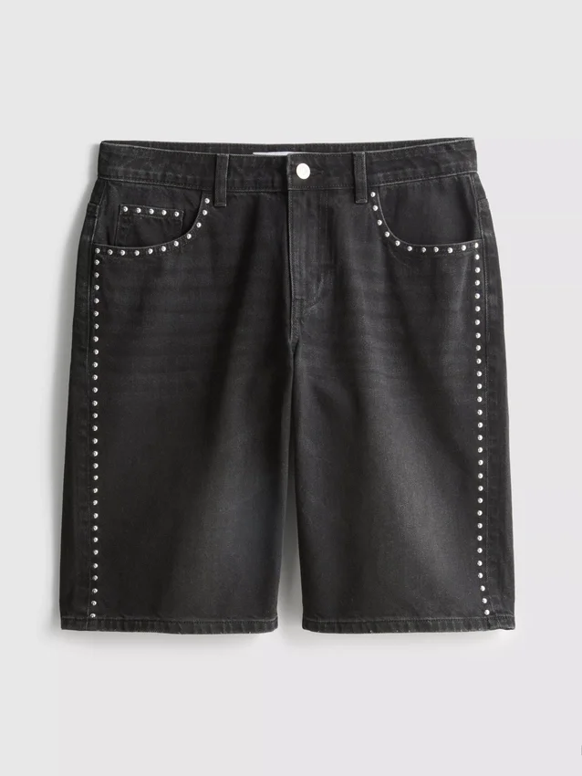 The Primark Scene | Puuvilladenimiset niittikoristellut shortsit