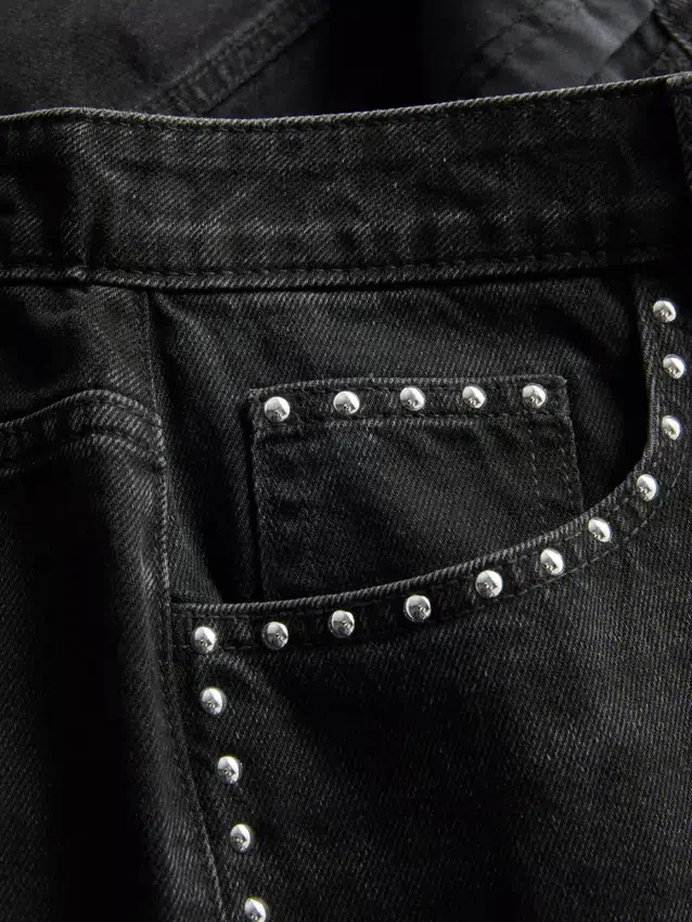 The Primark Scene | Puuvilladenimiset niittikoristellut shortsit