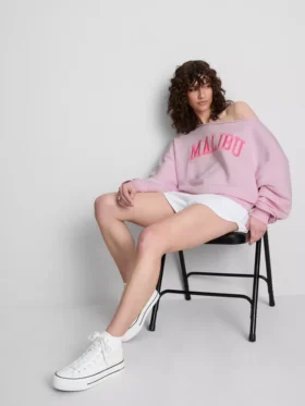 The Primark Scene | Slogan-huppari, jossa olkapäät paljaana