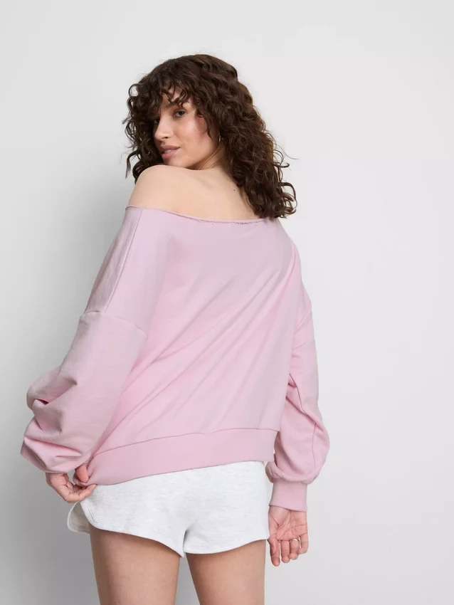 The Primark Scene | Slogan-huppari, jossa olkapäät paljaana