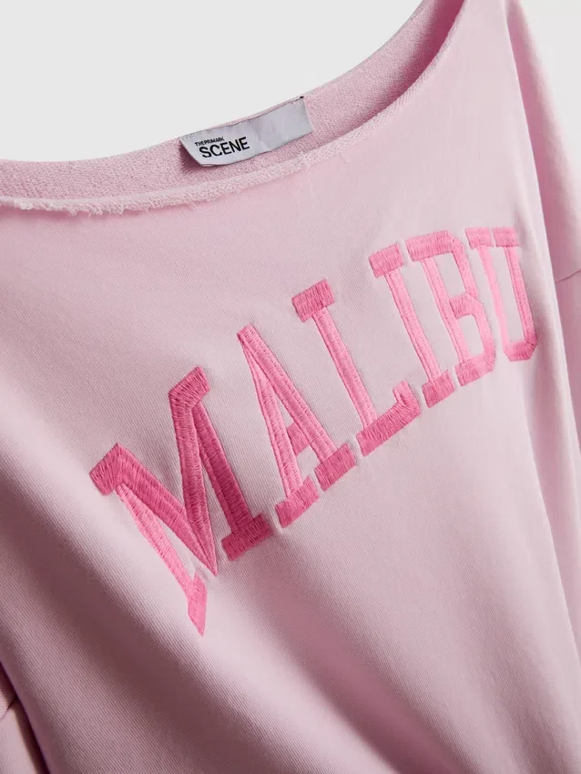 The Primark Scene | Slogan-huppari, jossa olkapäät paljaana