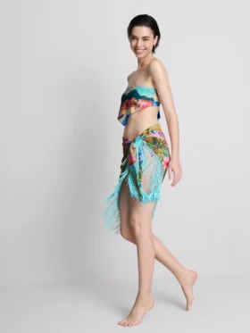 Trooppikuvioinen hapsusarong