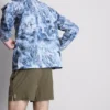 Urheilullinen vetoketjullinen suppilokauluksinen takki
