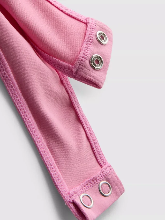V-kaula-aukkoinen olkaimellinen bodysuit