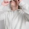 Vetoketjullinen huppari