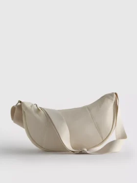 Vetoketjullinen olkalaukku