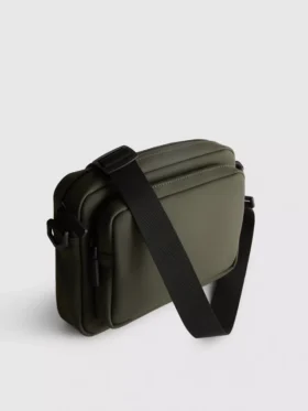 Vetoketjullinen olkalaukku