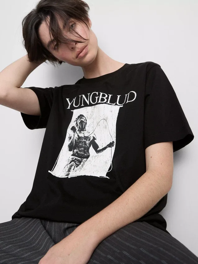 Yungblud-lyhythihainen graafinen t-shortsi